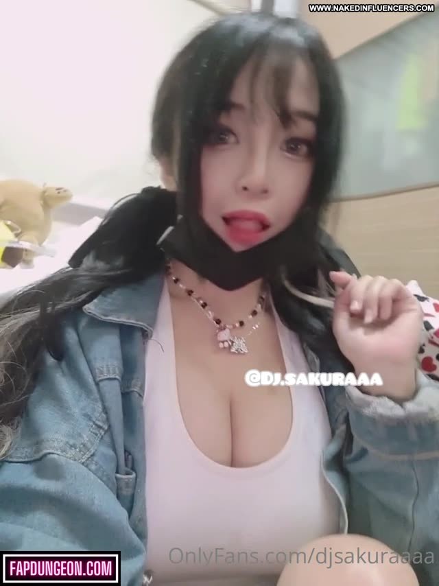 6140-djsakuraaaa-straight-snapchatsex-snapchat-nudes-asian-tits-thick-sex